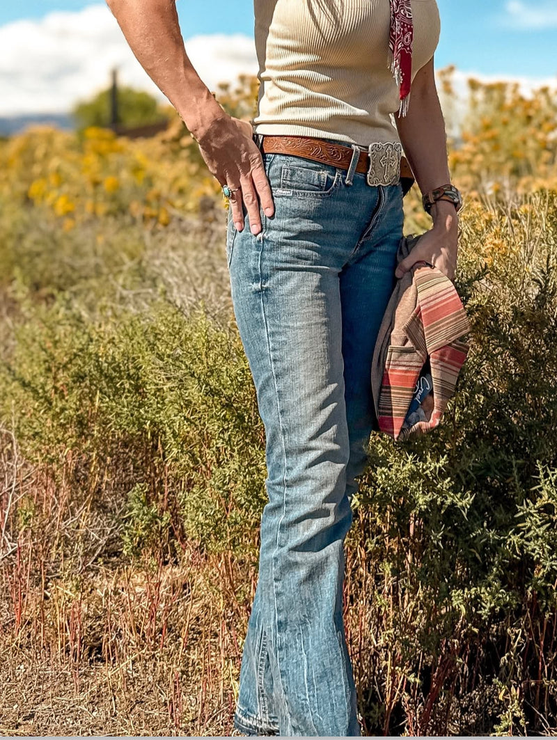 The Lynden Moderate Rise Slim Trouser