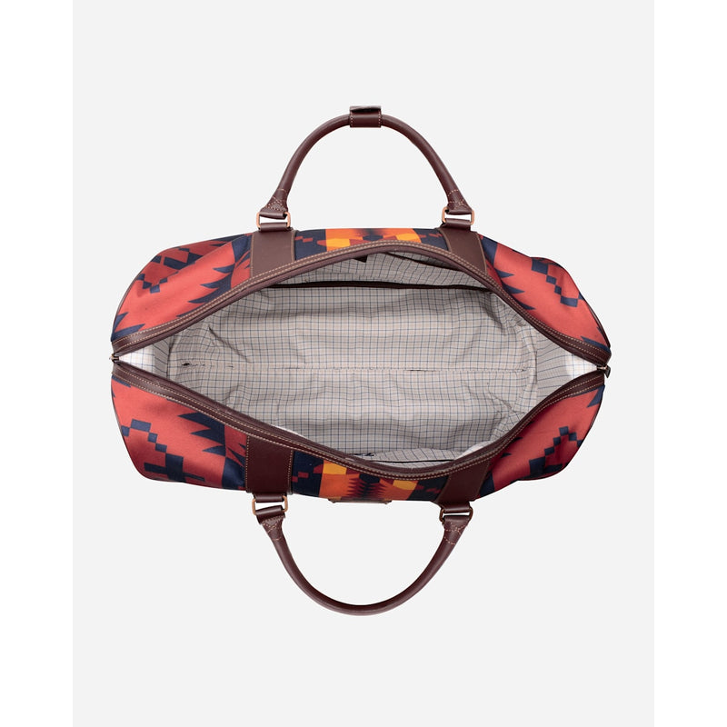 Rolling Duffle Bag in Spider Rock