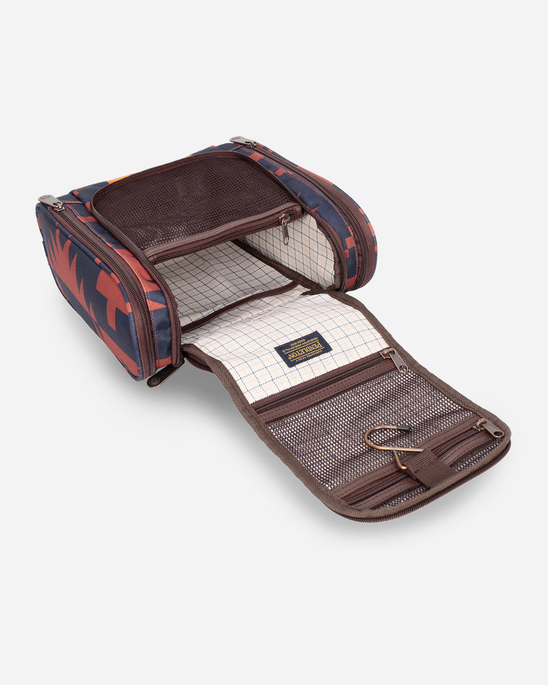 Spider Rock Deluxe Toiletry Bag