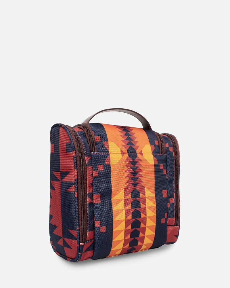 Spider Rock Deluxe Toiletry Bag